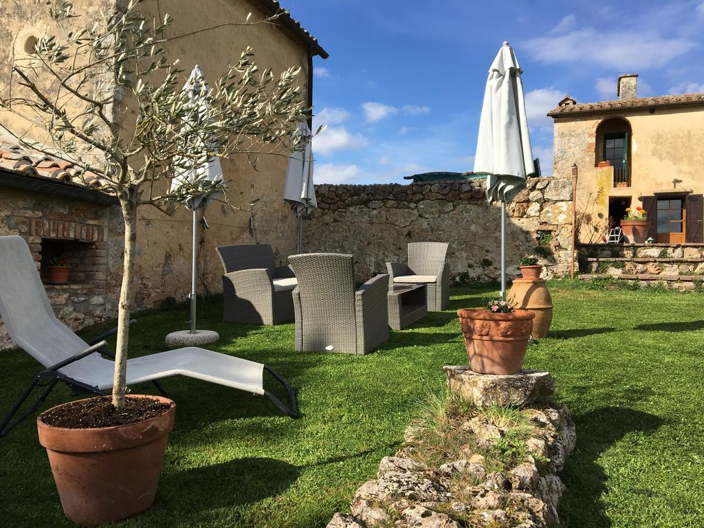 La Canonica Di San Michele มอนเตริจโจนี ภายนอก รูปภาพ