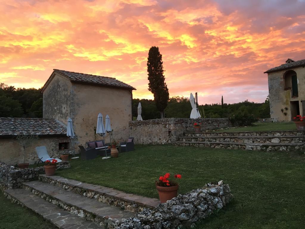 La Canonica Di San Michele มอนเตริจโจนี ภายนอก รูปภาพ