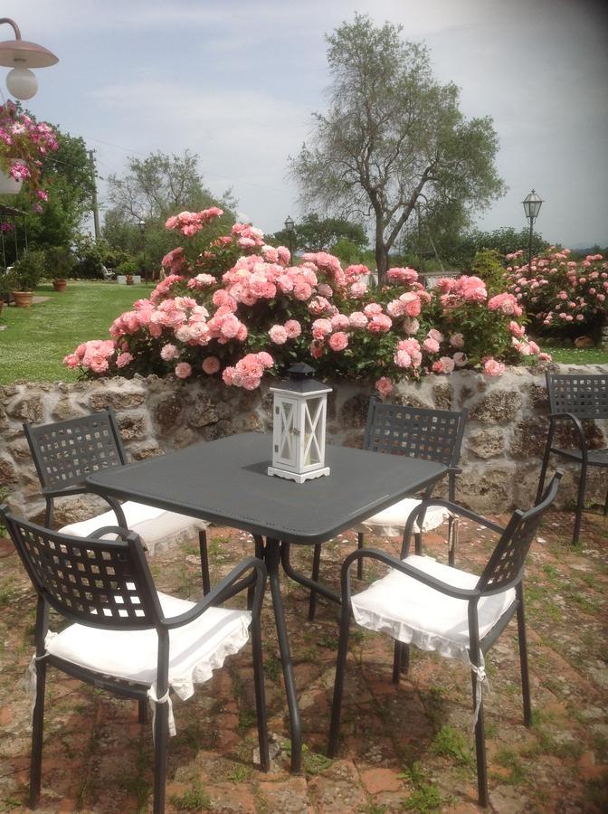 La Canonica Di San Michele มอนเตริจโจนี ภายนอก รูปภาพ