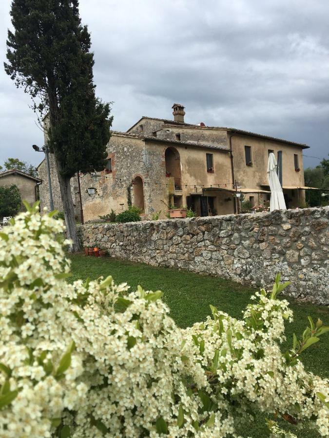 La Canonica Di San Michele มอนเตริจโจนี ภายนอก รูปภาพ